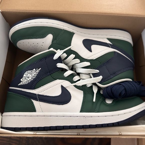 Air Jordan 1 - Picture 7 of 7
